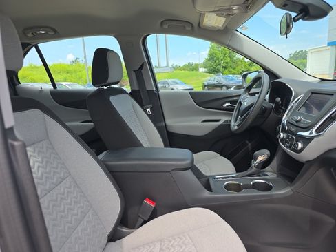 Used 2024 Chevrolet Equinox LS w/ Driver Confidence II Package FWD image 14