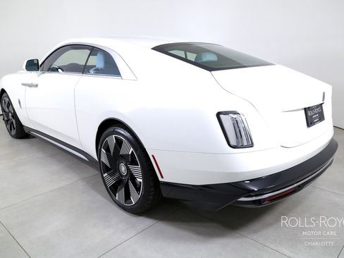 Used 2025 Rolls-Royce Spectre w/ Spectre Enhancement Package image 7