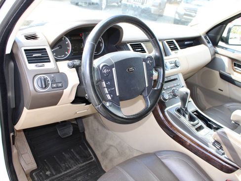 Used 2011 Land Rover Range Rover Sport HSE LUX image 12