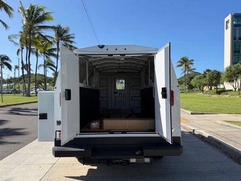 New 2025 Chevrolet Express 3500 w/ Power Convenience Package RWD image 12