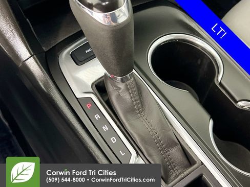Used 2020 Chevrolet Equinox LT AWD/4WD image 10