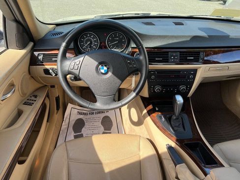Used 2011 BMW 328i Sedan RWD image 19