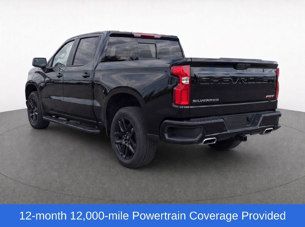 Used 2025 Chevrolet Silverado 1500 RST AWD/4WD image 3