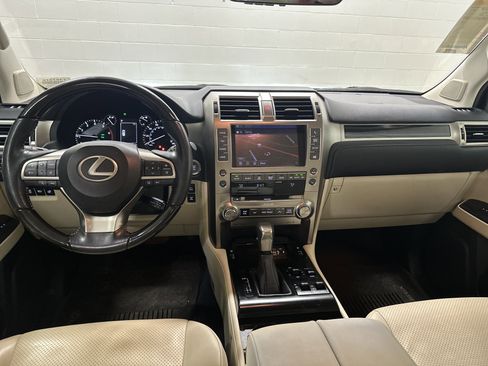 Certified 2021 Lexus GX 460 Luxury w/ Accessory Package image 29
