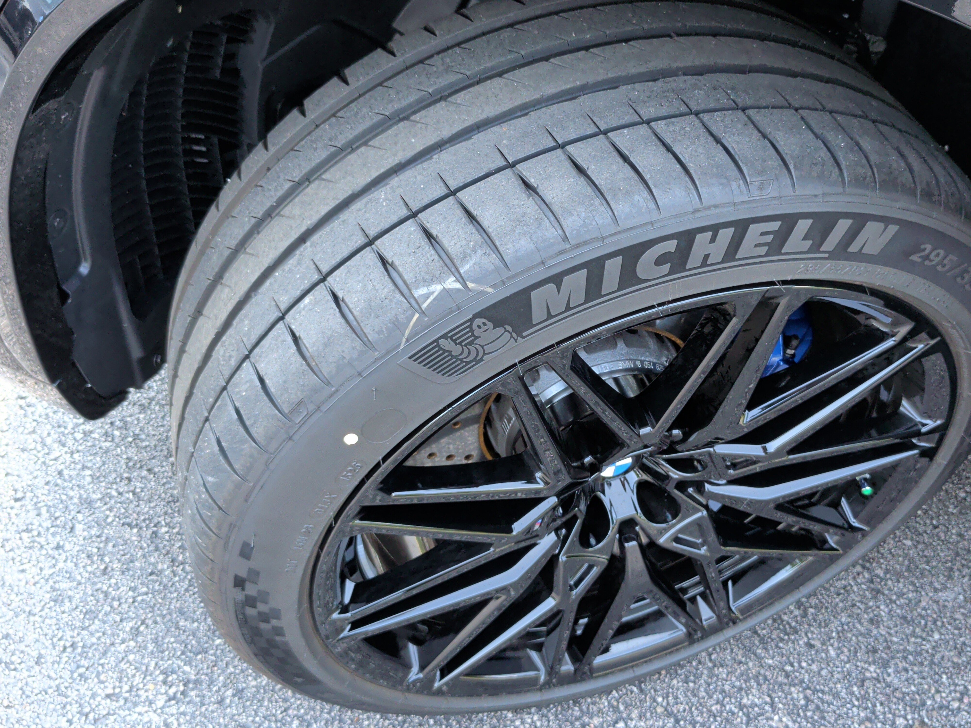 New 2026 BMW X5 M Competition w/ Executive Package AWD/4WD image 14