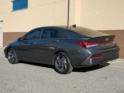 Certified 2025 Hyundai Elantra Sport image 6