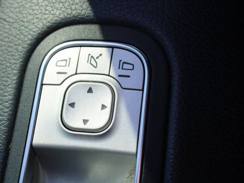 Certified 2021 Mercedes-Benz G 63 AMG 4MATIC w/ G Manufaktur Interior Package image 18