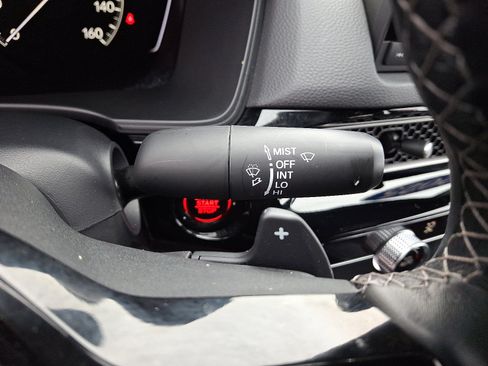 Certified 2025 Honda Civic Sport image 26