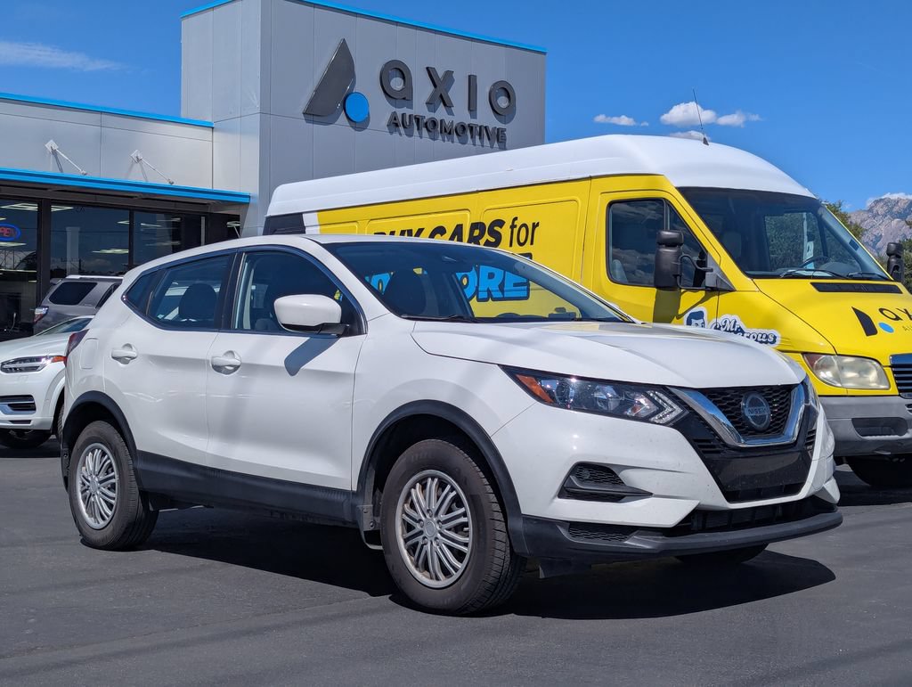 Used 2020 Nissan Rogue Sport S FWD image 1