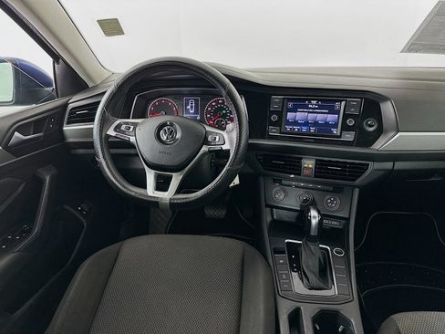 Used 2021 Volkswagen Jetta SE FWD image 21