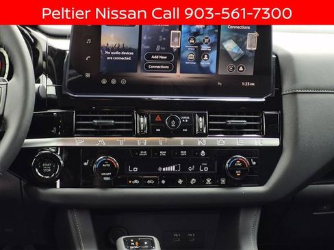New 2026 Nissan Pathfinder SL w/ SL Premium Package AWD/4WD image 14