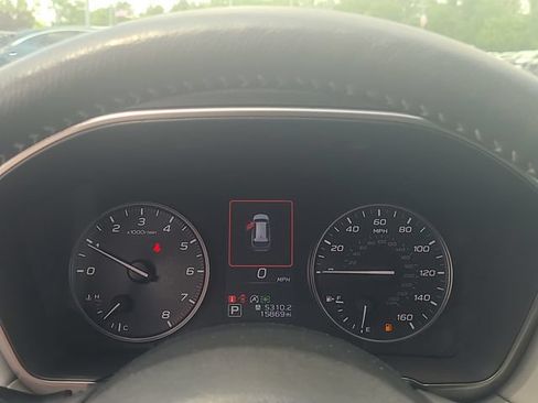 Used 2024 Subaru Outback Limited AWD/4WD image 16