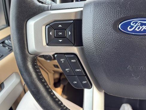 Used 2020 Ford F250 Lariat w/ Lariat Value Package AWD/4WD image 21