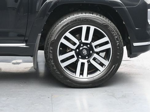 Used 2018 Toyota 4Runner Limited AWD/4WD image 11