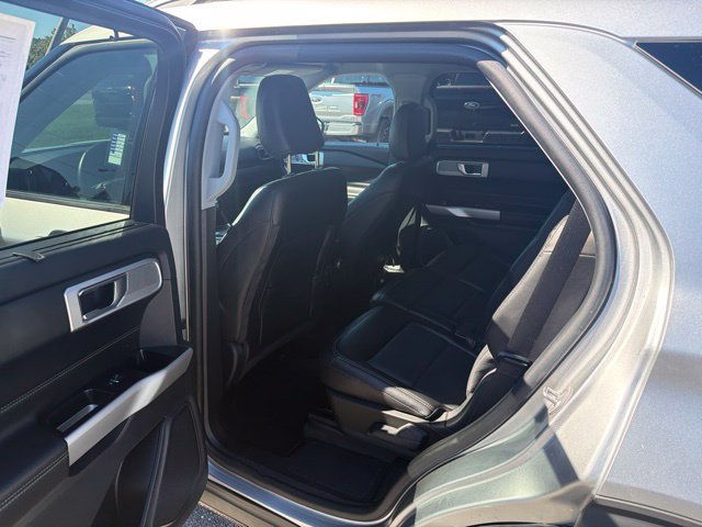 Used 2022 Ford Explorer Limited AWD/4WD image 46