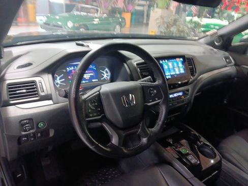 Used 2023 Honda Passport EX-L image 3