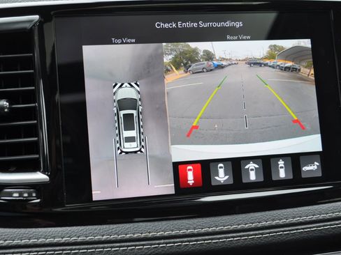 Used 2022 Chrysler Pacifica Limited image 11