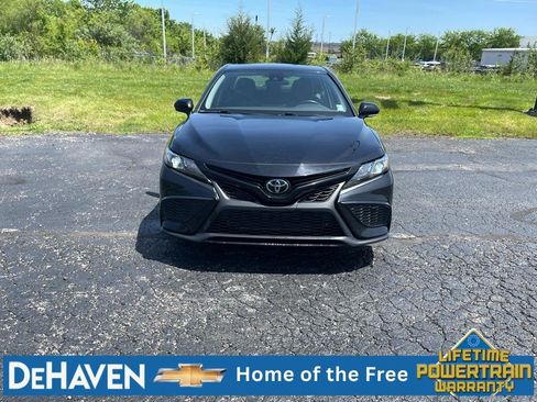 Used 2024 Toyota Camry SE FWD image 9