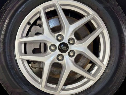 Used 2023 Ford Edge SEL w/ Convenience Package image 29