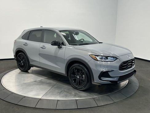Certified 2026 Honda HR-V Sport image 2