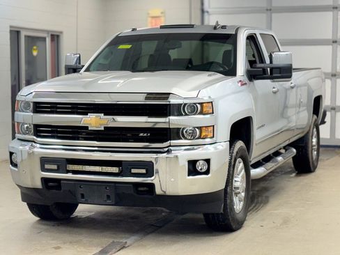 Used 2015 Chevrolet Silverado 2500 LTZ w/ Duramax Plus Package image 3