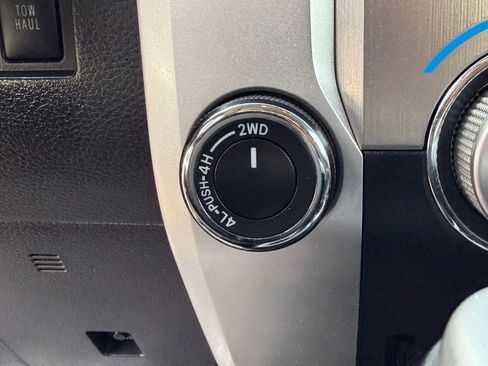 Used 2015 Toyota Tundra Platinum AWD/4WD image 27