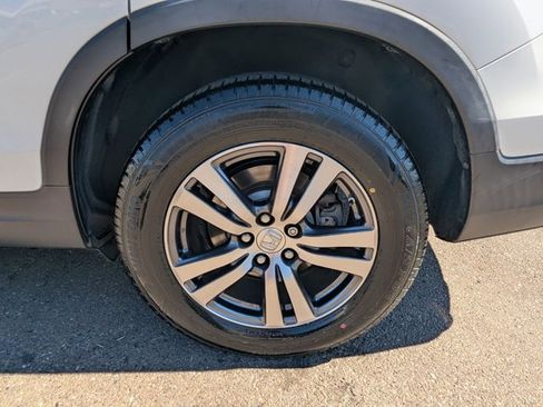 Used 2018 Honda Pilot EX image 22