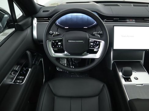 New 2026 Land Rover Range Rover SE image 10