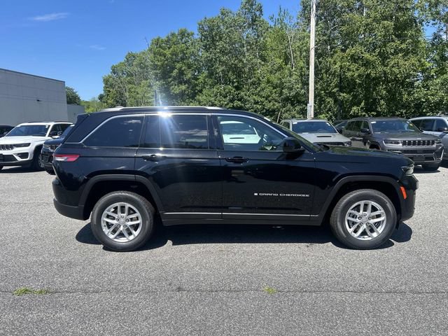 New 2026 Jeep Grand Cherokee Laredo X AWD/4WD image 2