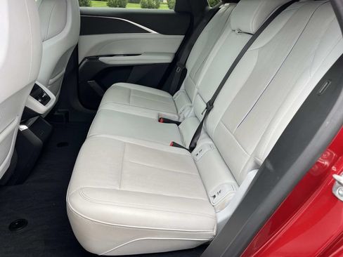 Certified 2024 Cadillac Lyriq Luxury RWD image 19