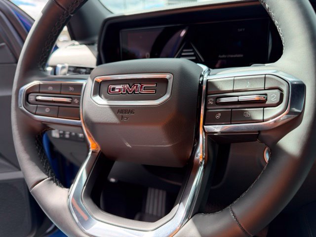 Used 2025 GMC Terrain Elevation w/ Elevation Premium Package AWD/4WD image 19