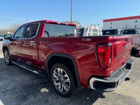 Used 2023 GMC Sierra 1500 SLT w/ SLT Premium Package image 4