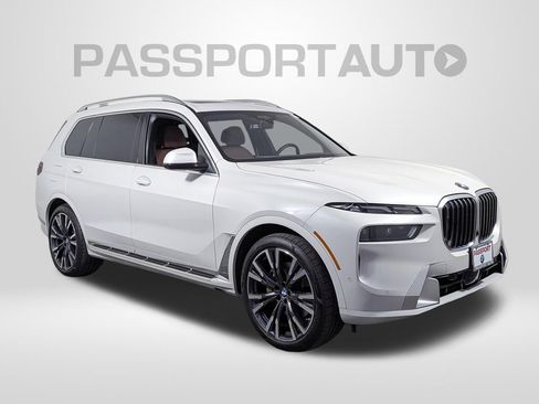Certified 2023 BMW X7 xDrive40i w/ Premium Package AWD/4WD image 11