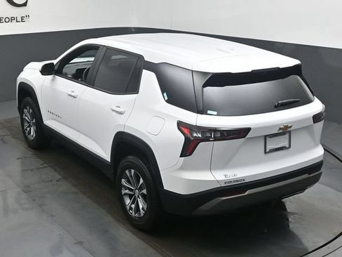 New 2026 Chevrolet Equinox LT w/ Safety and Technology Package FWD image 19