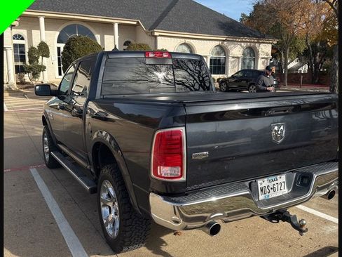 Used 2017 RAM 1500 Laramie w/ Convenience Group image 6
