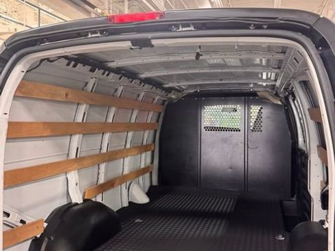 Used 2024 GMC Savana 2500 w/ Driver Convenience Package RWD image 6