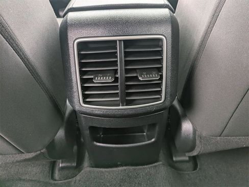 Used 2023 Kia Sportage LX image 28