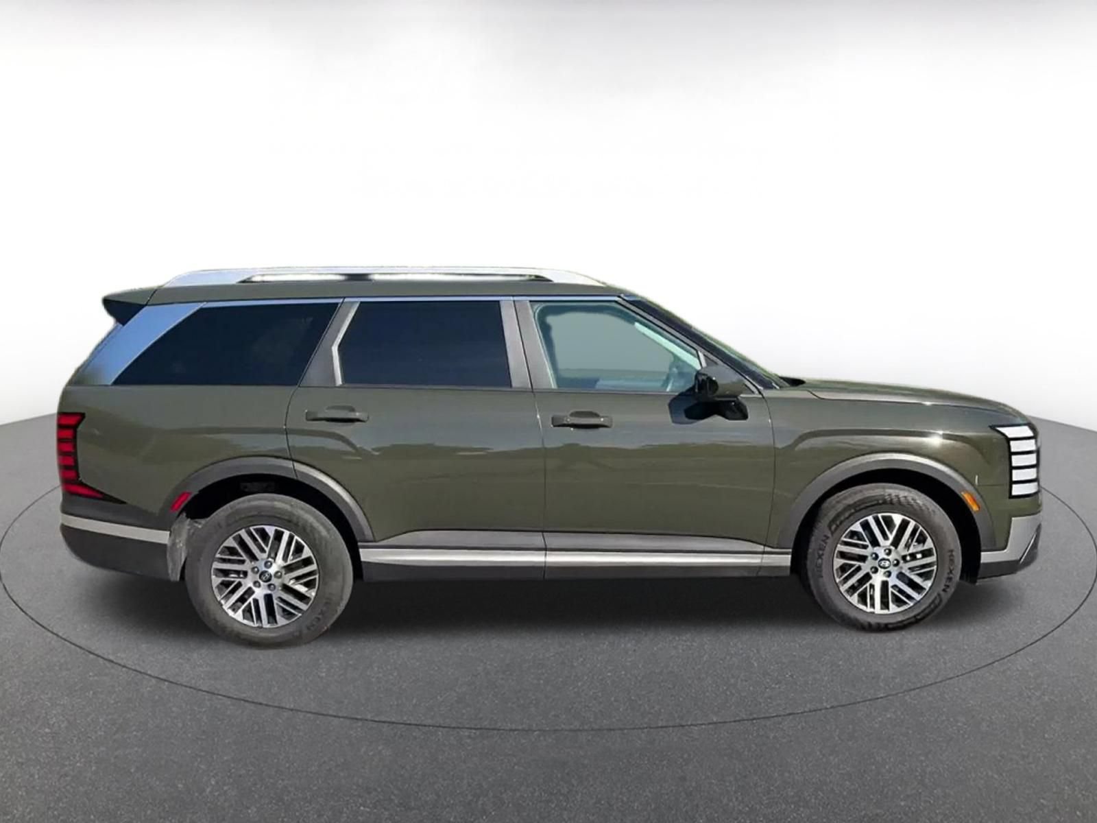 Used 2026 Hyundai Palisade SEL AWD/4WD image 15