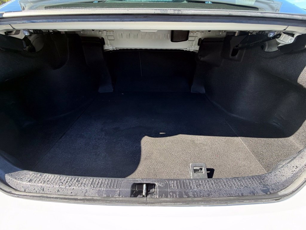 Used 2021 Toyota Camry SE w/ Audio Upgrade Package FWD image 29