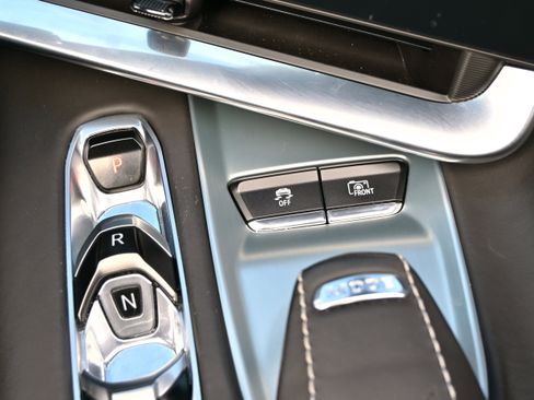 Used 2023 Chevrolet Corvette Stingray Premium Cpe w/ Z51 Performance Package image 37