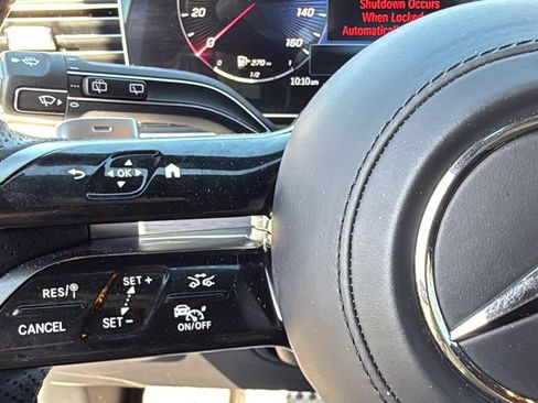 Certified 2025 Mercedes-Benz GLS 450 4MATIC image 32