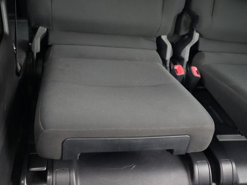 Used 2024 Toyota 4Runner SR5 RWD image 40