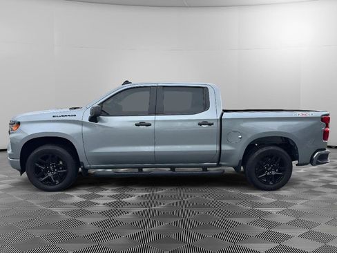 Used 2023 Chevrolet Silverado 1500 Custom w/ Rally Edition AWD/4WD image 5