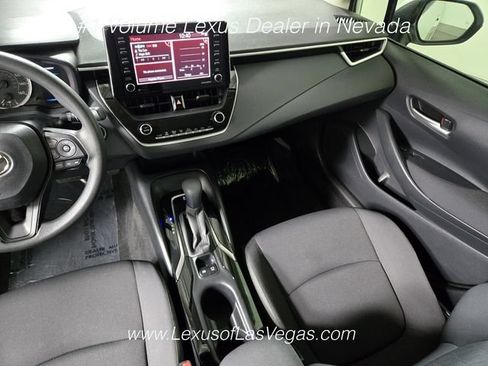 Used 2021 Toyota Corolla LE w/ LE Convenience Package FWD image 16