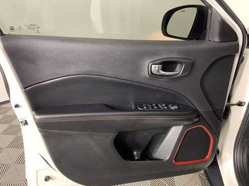 Used 2020 Jeep Compass Trailhawk image 20