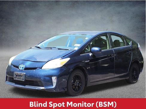 Used 2018 Toyota Prius Two w/ Prius Two Safety Plus Package FWD image 9