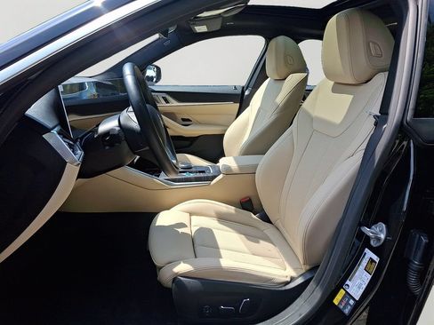 Used 2024 BMW i4 eDrive35 w/ Convenience Package RWD image 14