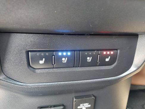 Used 2023 Toyota Tundra 1794 Edition image 18