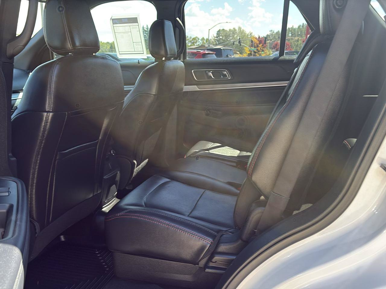 Used 2018 Ford Explorer Sport AWD/4WD image 12