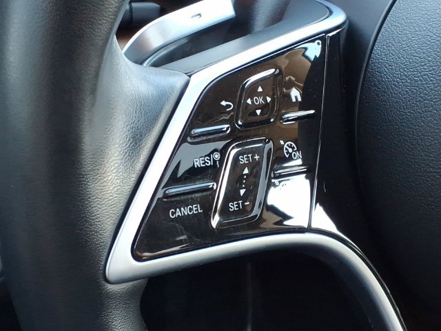 Certified 2025 Mercedes-Benz GLE 450 4MATIC image 9